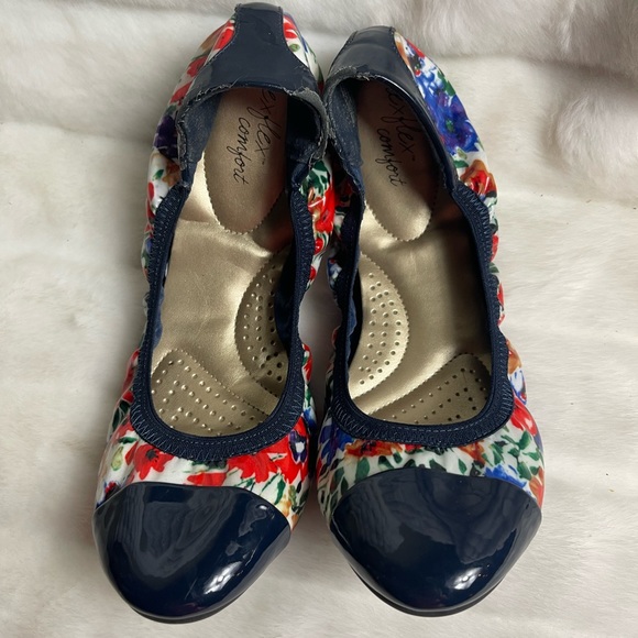 dexflex comfort Shoes - Dexflex comfort Navy blue and floral ballerina flats size 11
